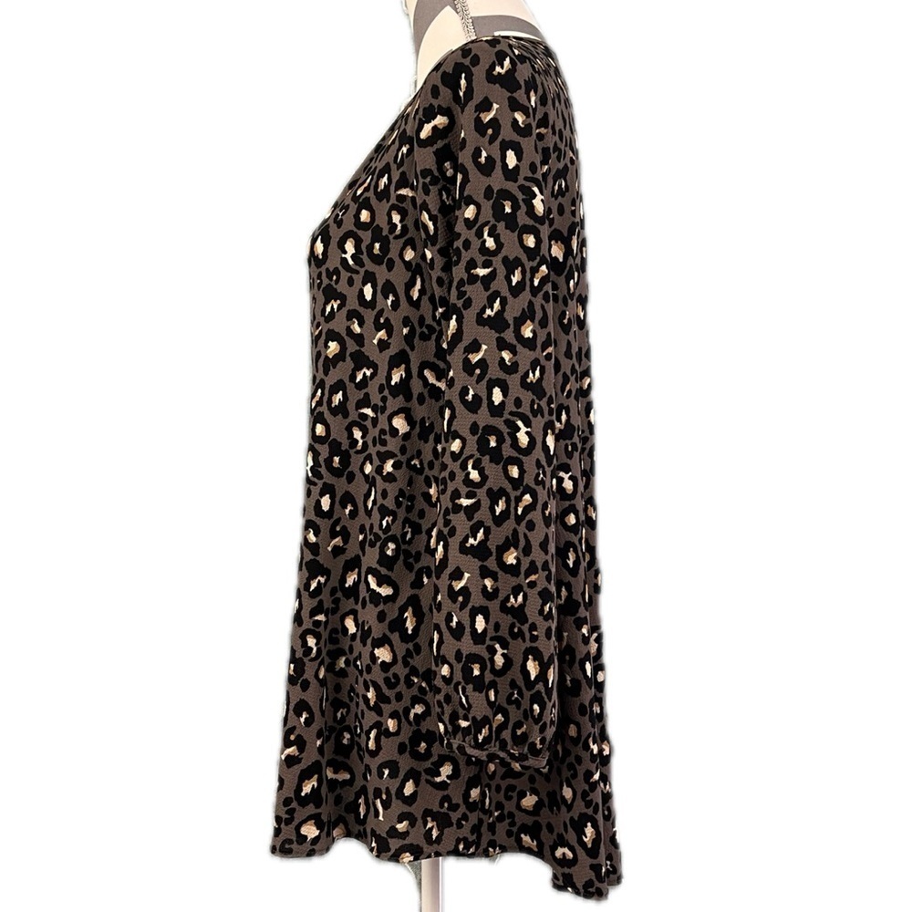 Leopard Print Tunic Blouse Size S Oversized V-Neck Long Sleeve Boho Casual - Picture 5 of 10